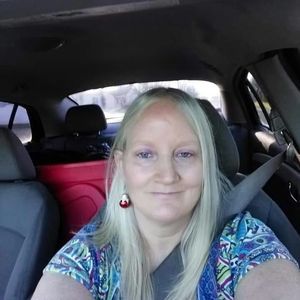 Meet your Posher, Annie